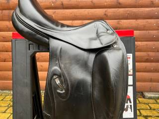 Siodło ujezdzeniowe prestige 17,5