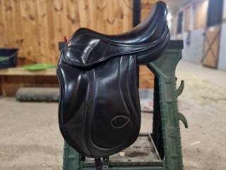 Karslund C ujeżdżeniowe 16 cali