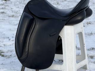 modułowe/wymienne siodło ujeżdżeniowe  wymienne łęki pds grande 17,5 cali professional dressage solutions CARL HESTER