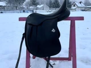 Siodło ujeżdżeniowe Bates Innova 17,5 łęk standard czarne