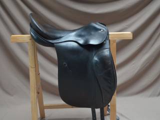 Passier Grand Gilbert odnowione siodło ujeżdżeniowe 17" M