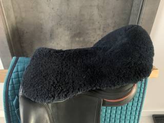 Nakładka na siodło Waldhausen Czarna 17,5