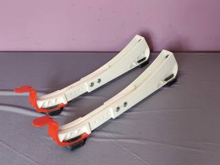 Jak nowe ochraniacze na ostrza - stalki łyżew hokejowych - uniwersalne