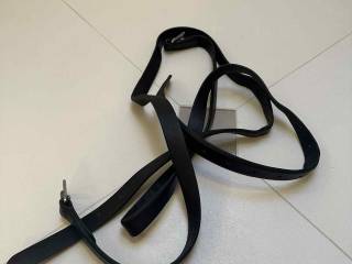 Grube, porządne puśliska 145 cm czarne