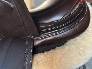 siodło skokowe włoskiej marki Erreplus JD 17''