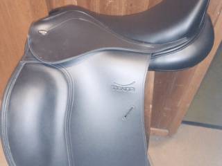 Siodło Tekna jak nowe na szerokie konie