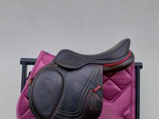 Siodło skokowe IKONIC Evolution Line