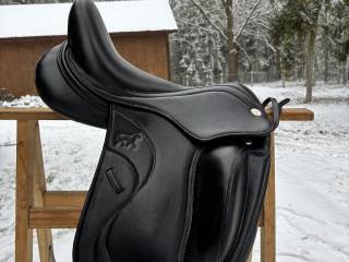 Siodło ujeżdżeniowe Elfab