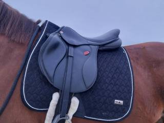 Siodło skokowe marki Kieffer Masters League