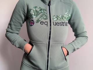 Bluza Spooks xs 34 cekiny miętowa