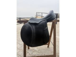 Siodło Equipe Carbon czarne, 6000 złotych