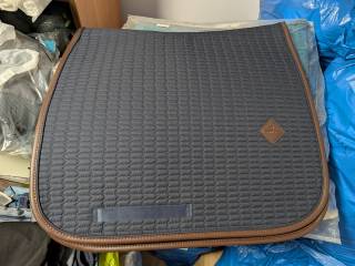 Kentucky leather czaprak ujezdzeniowy nowy