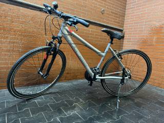 Rower crossowy Kross Evado 2.0 srebrny/ czerowny Rozmiar ramy L (19’’)