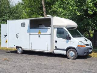 koniowóz Renault Master