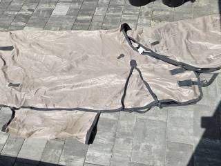 Derka siatkowa z kapturem 145 cm , fouganza