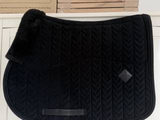 Czaprak Kentucky Velvet - czarny