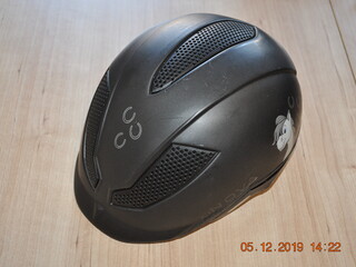 kask Felix Buhler KiNova Buddy, czarny, r. XS 50-53 cm, stan bdb
